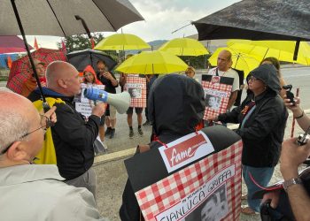 Flash mob al Centro Oli di Viggiano: Libera ricorda Gianluca Griffa e chiede verità e giustizia