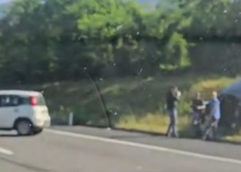 Incidente sull’A2 del Mediterraneo tra Atena Lucana e Polla: coinvolte due auto