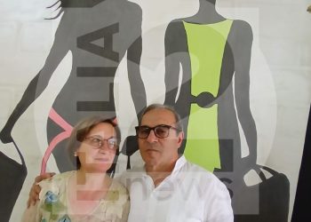 Carmela e Gaetano, sposati da 49 anni, si diplomano insieme al “Cicerone” di Sala Consilina