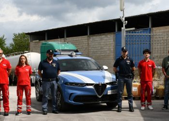 Gasolio sequestrato devoluto alla Croce Rossa a Battipaglia: 1.127 litri recuperati da un’indagine per violenze domestiche