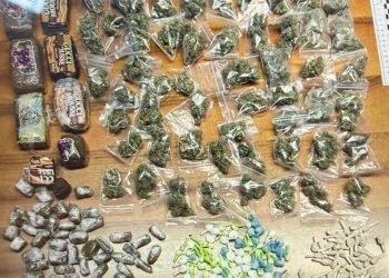 Capaccio Paestum, arrestato con oltre un chilo di droga: sequestrate eroina, crack, cocaina, marijuana e hashish