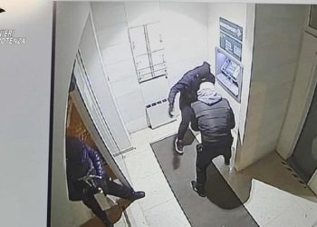 Assalti ai bancomat della Basilicata. Scacco ad una banda di malviventi: i Carabinieri eseguono 11 misure cautelari