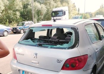 Potenza, uomo in escandescenze terrorizza passanti e automobilisti
