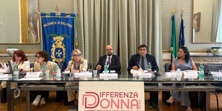 Rete antiviolenza più tempestiva ed integrata: presentate in Provincia di Salerno le Linee guida del progetto PRISmA