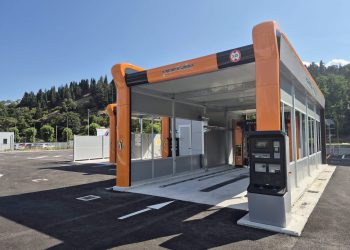 Al Centro Commerciale Cassiopea di Sant’Arsenio arrivano nuovi servizi : domani il taglio del nastro dell’ impianto di autolavaggio self service di ultima generazione