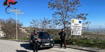 Tentano di assaltare il bancomat della BCC Appulo-Lucana ad Oppido Lucano,: ladri messi in fuga dall’arrivo dei Carabinieri