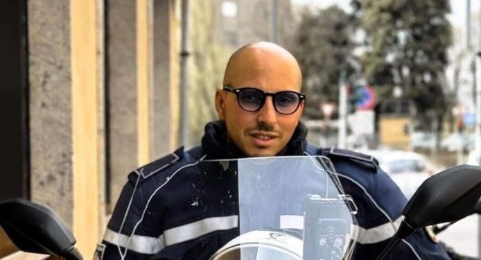 Sala Consilina, un minuto di silenzio per l’agente Francesco Imprezzabile: il tributo della Polizia Locale