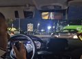 In giro per Salerno con un arsenale di armi da taglio: arrestato. Feriti due agenti dei Nos