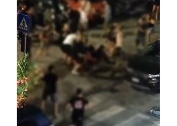 Rissa al porticciolo di Pastena a Salerno tra attivisti di CasaPound e antifiscisti