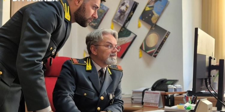 Raffica di controlli della Guardia di Finanza nel potentino: scoperti lavoratori in nero e irregolarità fiscali in decine di attività