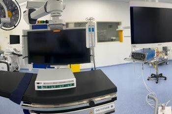 Ruggi di Salerno, intervento cardiochirurgico ibrido di elevata complessità eseguito a cuore battente