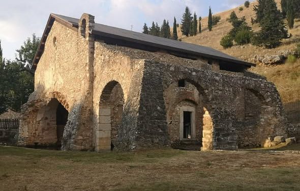 Padula. Il Battistero di San Giovanni in Fonte torna sotto tutela. Un anno dopo l’allarme sulla sorgente arriva il sistema che protegge l’acqua
