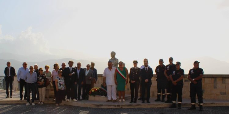 Padula celebra il Petrosino’s day tra ricordo, musica e legalità