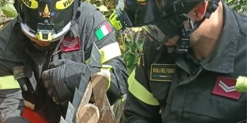 Incidente domestico a Giffoni Sei Casali: cinquantenne si infilza una gamba in una recinzione