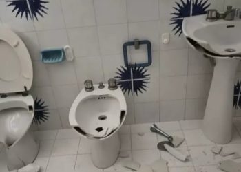 La devastazione del centro di accoglienza di Agropoli arriva in Parlamento: “Segnale terribile”