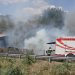 Paura a Polla per un incendio: distrutte auto abbandonate e minacciate alcune abitazioni