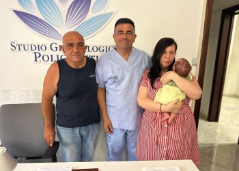 Dopo la perdita di tre figli, nasce Andrea Maria: il lieto fine di una coppia salernitana dopo tredici anni di dolore