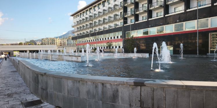 Completati i lavori di rifacimento alla rotatoria e alla fontana di via Ligea a Salerno