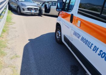 Contromano sul cavalcavia a Pontecagnano: 3 feriti