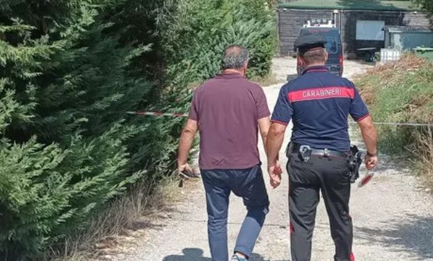 Uccide i due fratelli e poi si toglie la vita: la tragedia nel Beneventano