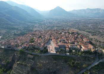 Sicurezza della nuova scuola di Teggiano. Botta e risposta tra amministrazione e opposizione