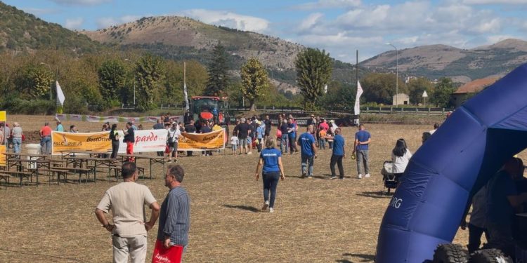 Successo a Sant’Arsenio per la quarta edizione di Prova in Campo. L’Agrishow del Vallo di Diano premia i migliori trattoristi