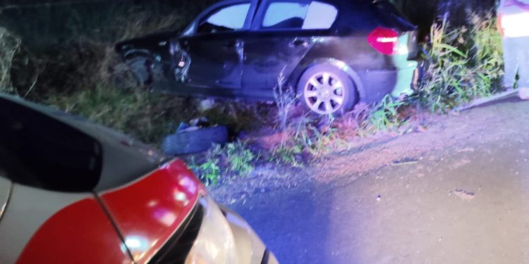 Incidente sulla SP132 a Battipaglia, scontro tra due auto: due feriti