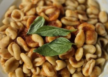 Lo “Scazzatiello castellese” : una festa che celebra il prodotto PAT
