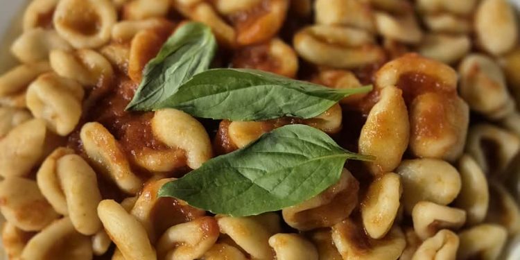 Lo “Scazzatiello castellese” : una festa che celebra il prodotto PAT