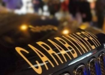 Colpisce il fratello con un martello in un bar a Lioni. Arrestato un 60enne