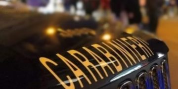 Colpisce il fratello con un martello in un bar a Lioni. Arrestato un 60enne