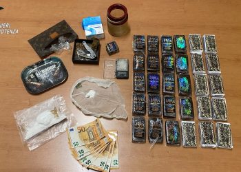 In casa quasi 3 chili di hashish, arrestati due fratelli di Potenza