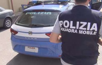 Contrasto allo spaccio di stupefacenti: due arresti della Polizia di Salerno