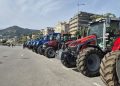 La marcia dei trattori su Salerno con gli agricoltori contro il carovita: “Siamo al collasso”