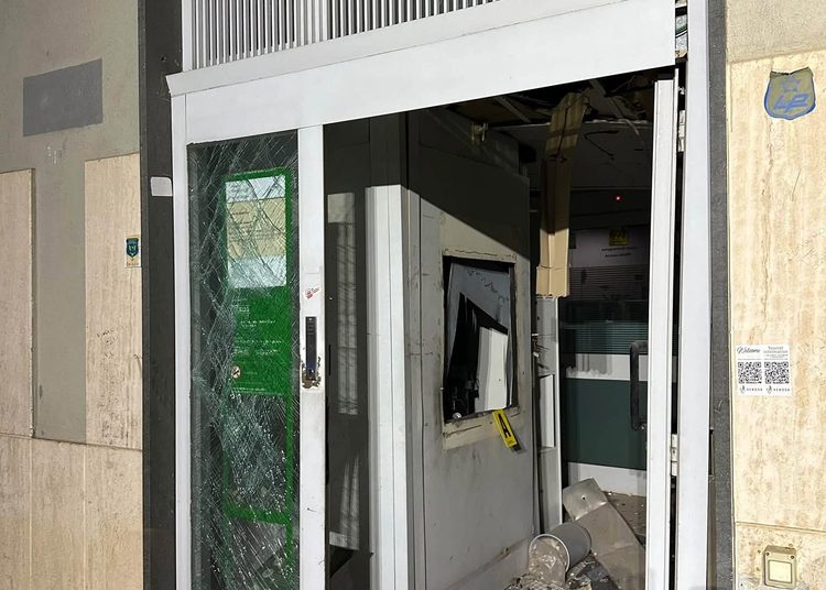 Venosa, assalto al bancomat con esplosivo: i Carabinieri intercettano la banda e sventano il colpo