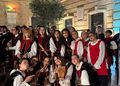 La Pro Loco Teggiano porta le sue tradizioni in tutta Italia: premio alle Tamburine a Fasano e record degli Sbandieratori a Sulmona