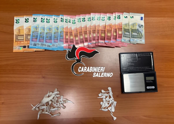 Crack e cocaina in 47 dosi. Un arresto a Salerno