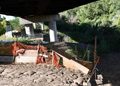 Rifiuti e letame sotto il viadotto della Fondovalle Sele: sequestrata un’area di 3mila metri quadrati a Colliano