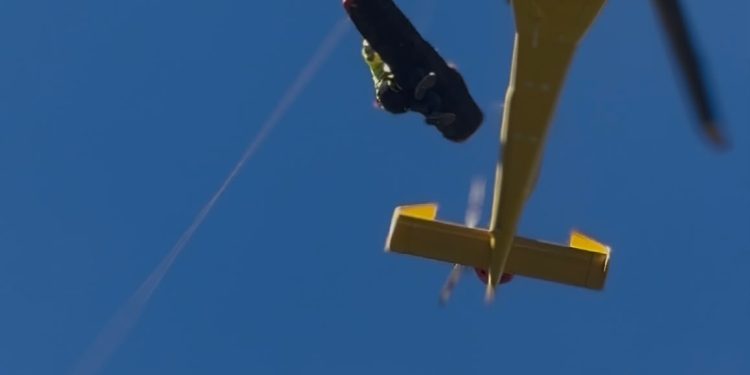 Colpito da un ramo in testa, cade in un dirupo: salvato dall’intervento dell’infermiere del 118