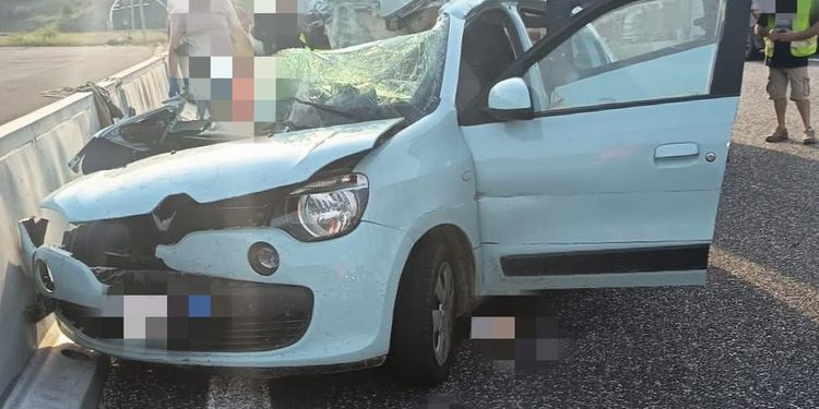 Scontro mortale tra camion e auto in A2 nei pressi di Campagna. Perde la vita un uomo