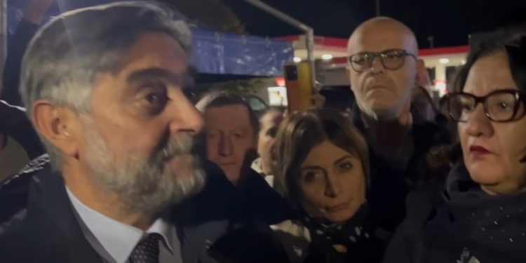 Presidio di Padula, i politici del Vallo di Diano incontrano gli autotrasportatori. Matera: “Non lasceremo solo nessuno”