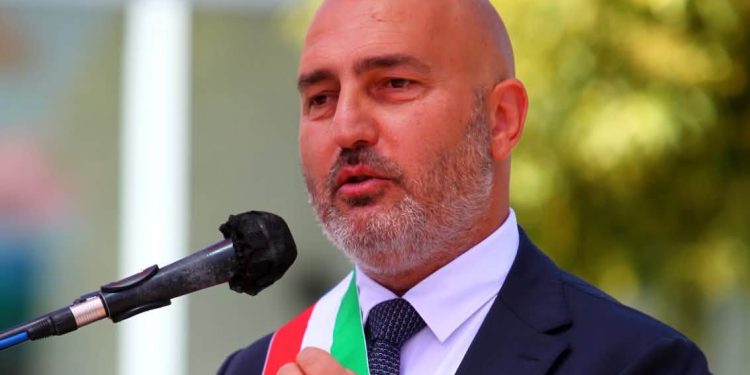 Sassano, acqua non conforme in tre fontane: il sindaco invita a non utilizzarla per bere e cucinare