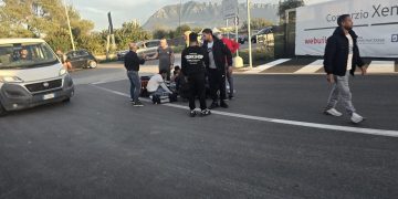 Alta Velocità, continua la protesta degli operai senza lavoro e stipendio: malore per un manifestante