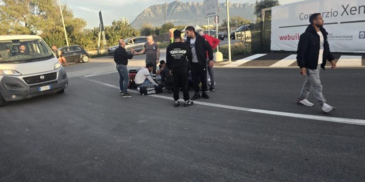 Alta Velocità, continua la protesta degli operai senza lavoro e stipendio: malore per un manifestante
