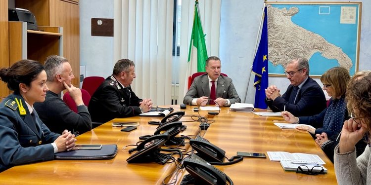 Caporalato, controllate 100 aziende agricole nel potentino: 23 irregolari e sanzioni per oltre 101mila euro