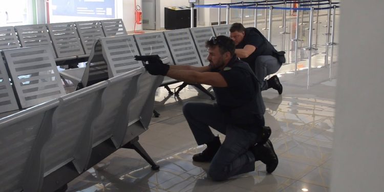 Esercitazione antiterrorismo in aeroporto a Salerno: simulato un attacco armato al terminal